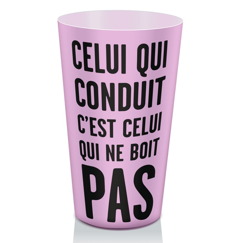 gobelet doseur d'alcool rose, accessoire de prévention aux dangers de l'alcool